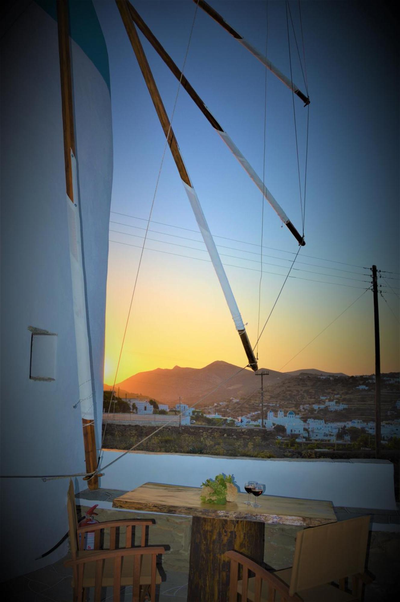 Windmill Arades suite Apollonía Chambre photo