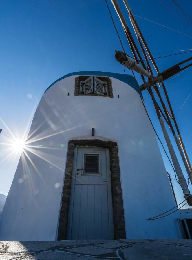 Windmill Arades suite Apollonía Extérieur photo